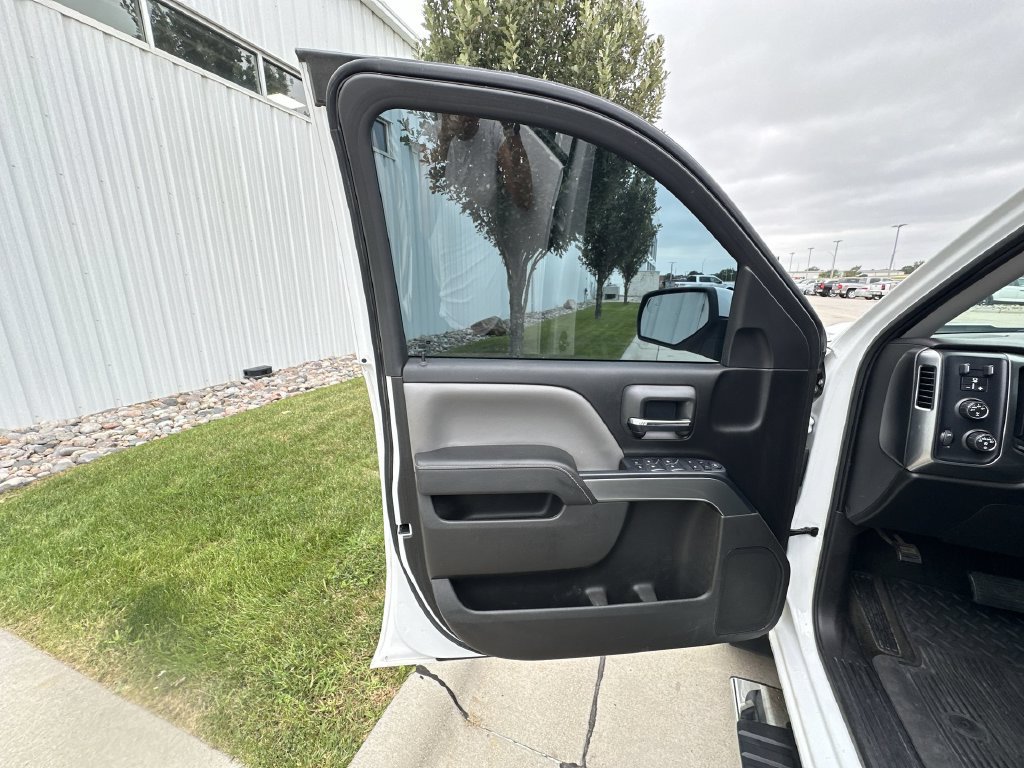 Certified 2016 Chevrolet Silverado 1500 LT w/ All Star Edition AWD/4WD image 21