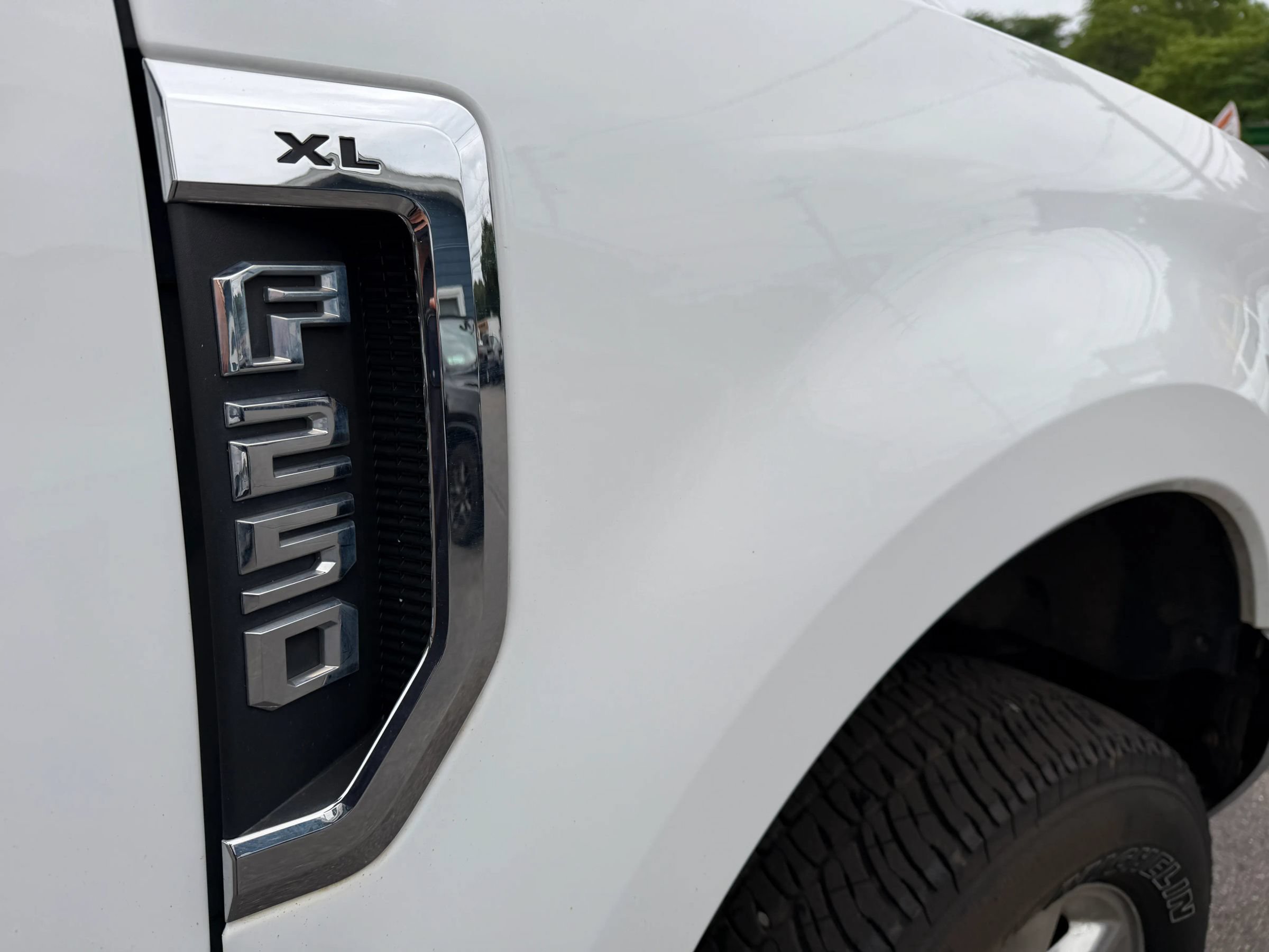 Used 2017 Ford F250 XL w/ Power Equipment Group AWD/4WD image 37