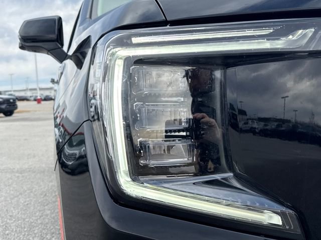 Used 2024 GMC Yukon Denali w/ Max Trailering Package image 10
