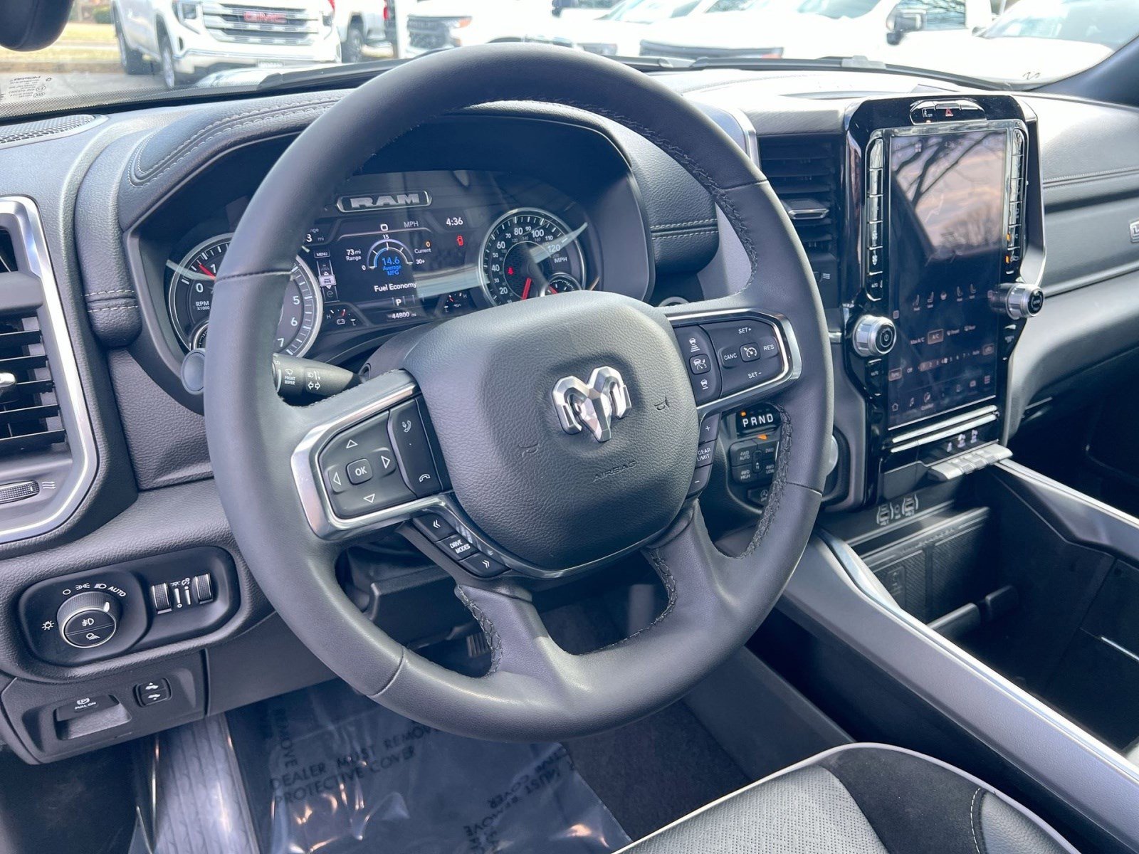 Used 2025 RAM 1500 Laramie image 16