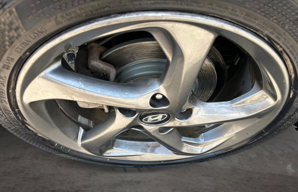 Used 2019 Hyundai Veloster 2.0 FWD image 16