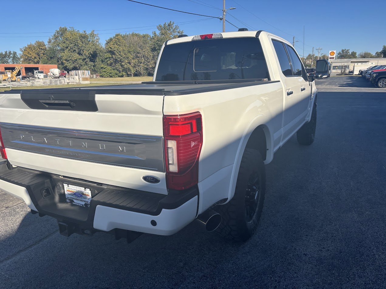 Used 2021 Ford F250 Platinum w/ Tremor Off-Road Package image 4