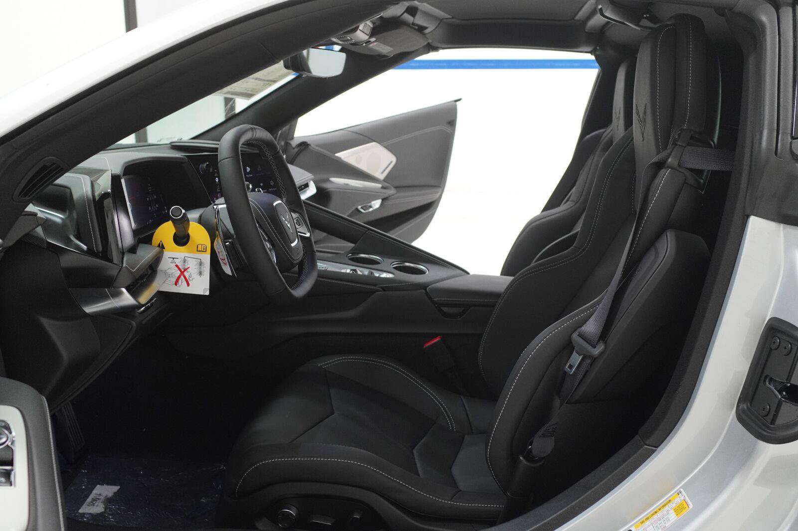 New 2027 Chevrolet Corvette Grand Sport w/ Z52 Sport Performance Package RWD image 6