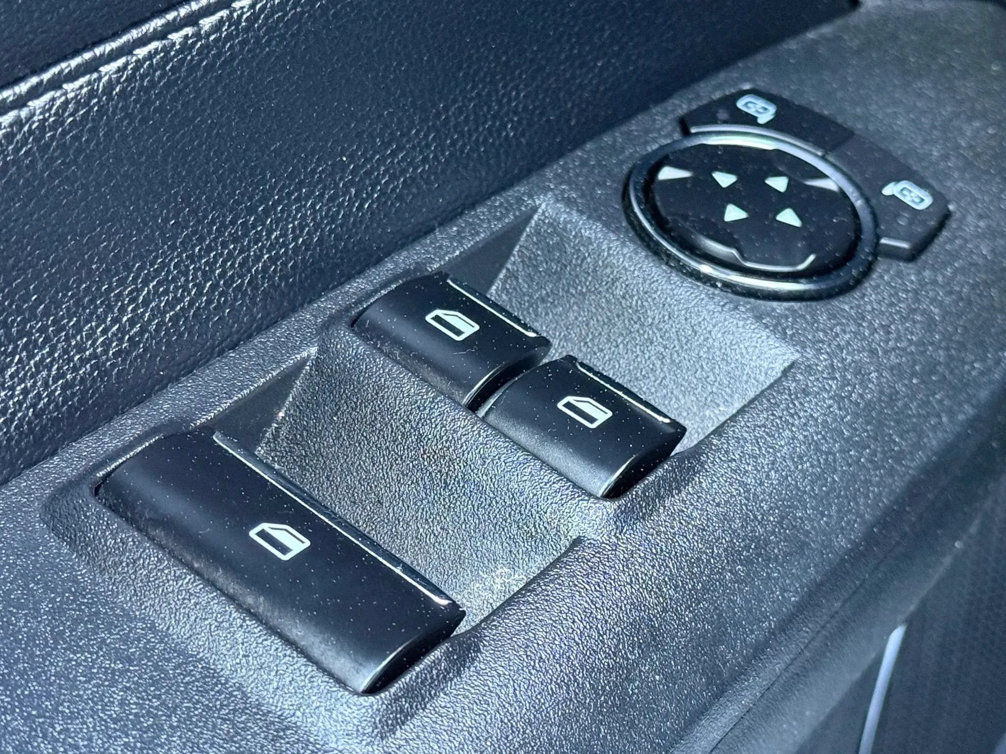 Used 2023 Ford Mustang Premium RWD image 23