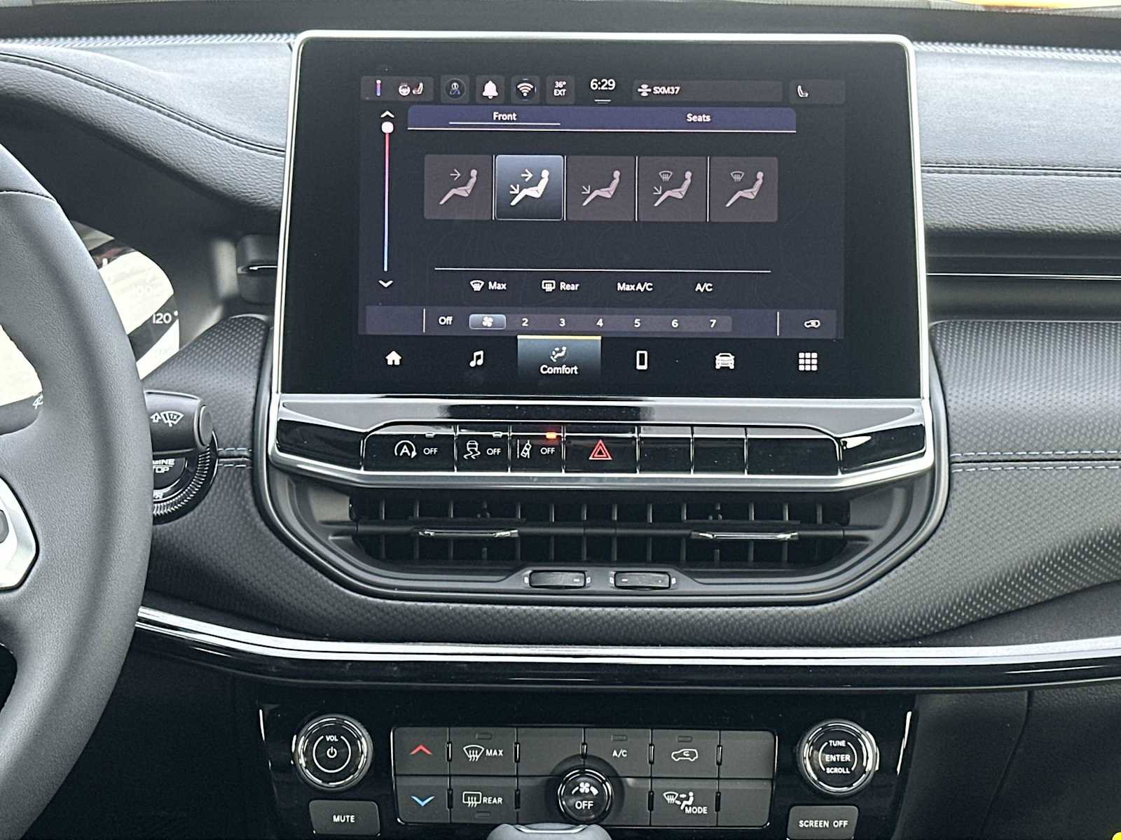 New 2026 Jeep Compass Latitude image 16