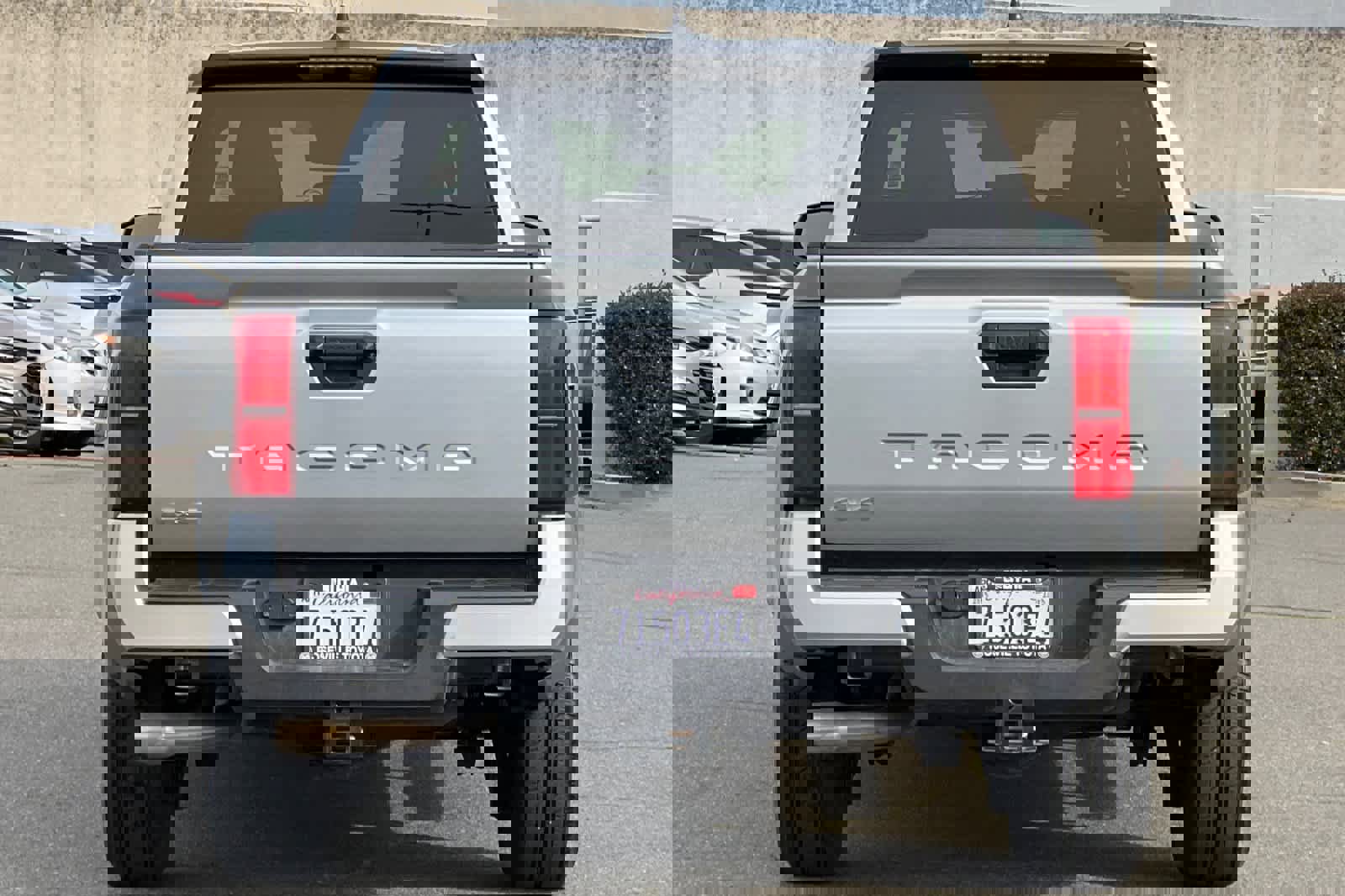 Certified 2025 Toyota Tacoma SR5 image 8