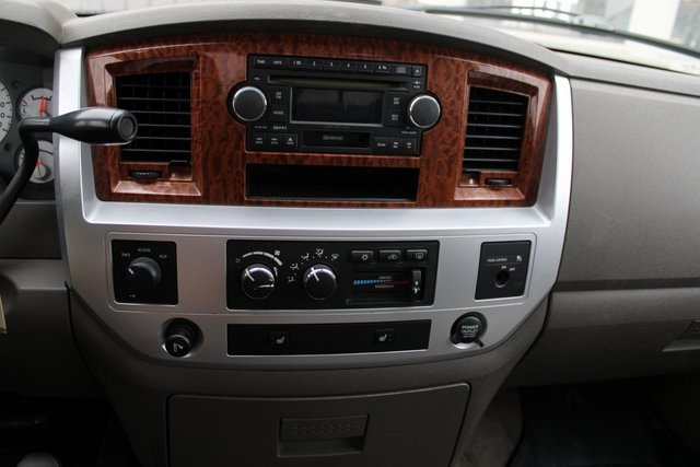 Used 2006 Dodge Ram 2500 Truck Laramie image 21