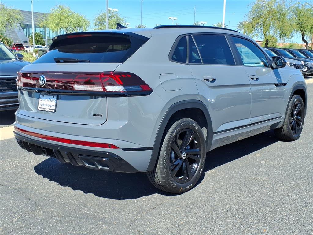 New 2026 Volkswagen Atlas Cross Sport SEL R-Line image 6