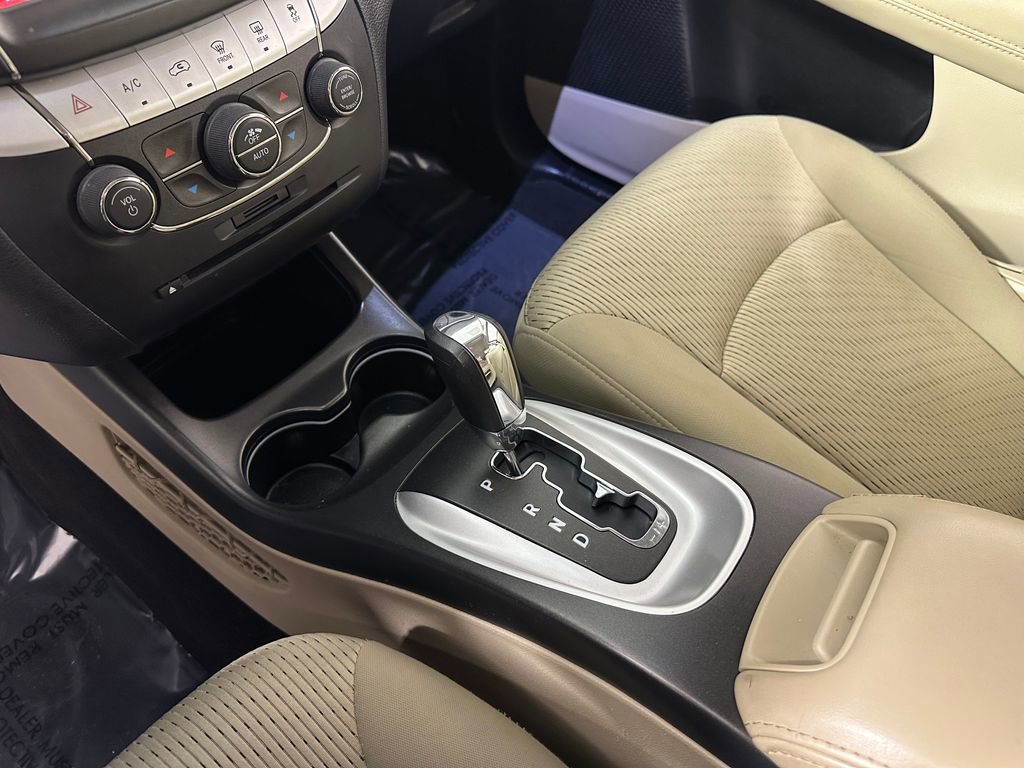 Used 2018 Dodge Journey SXT w/ Safe & Sound Group FWD image 28