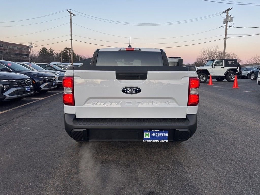 New 2026 Ford Maverick XL image 7