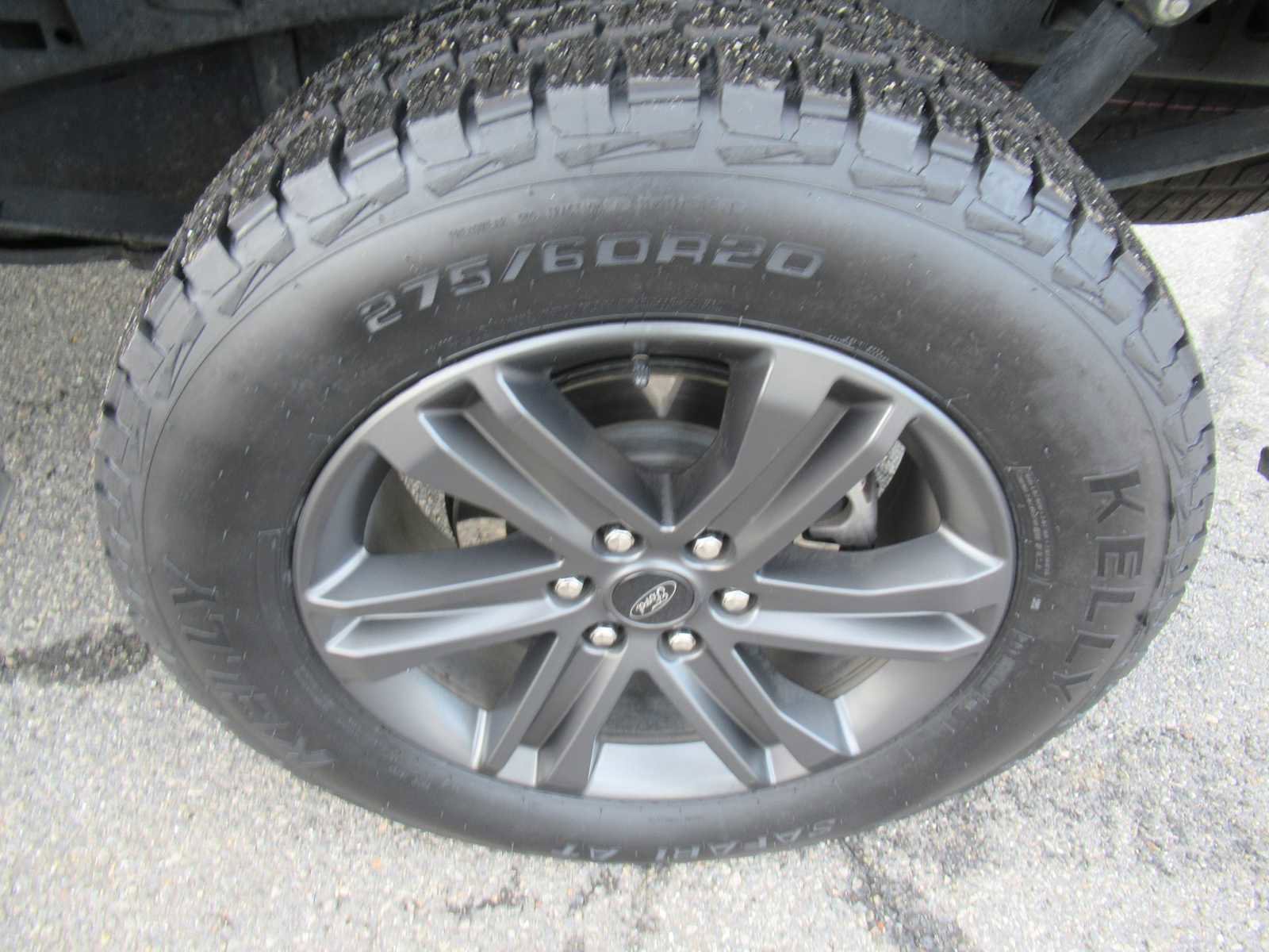 Used 2023 Ford F150 Lariat image 11