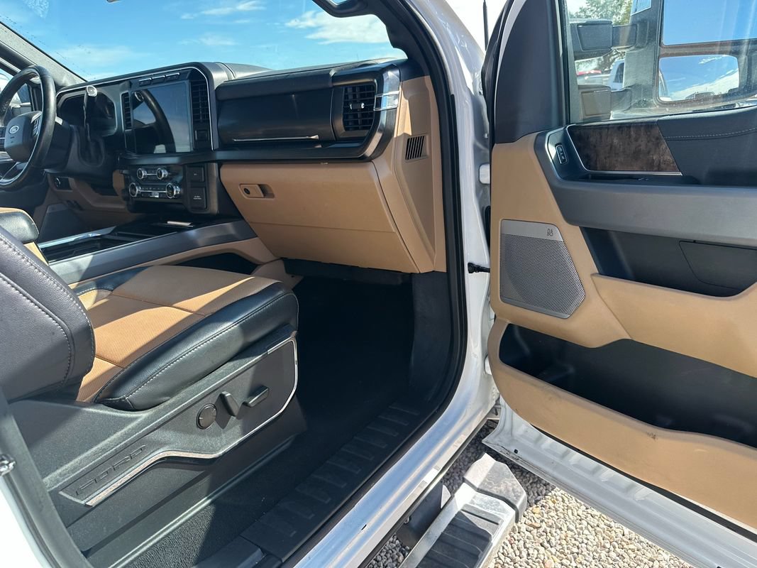 Used 2024 Ford F250 Lariat w/ Chrome Package AWD/4WD image 6