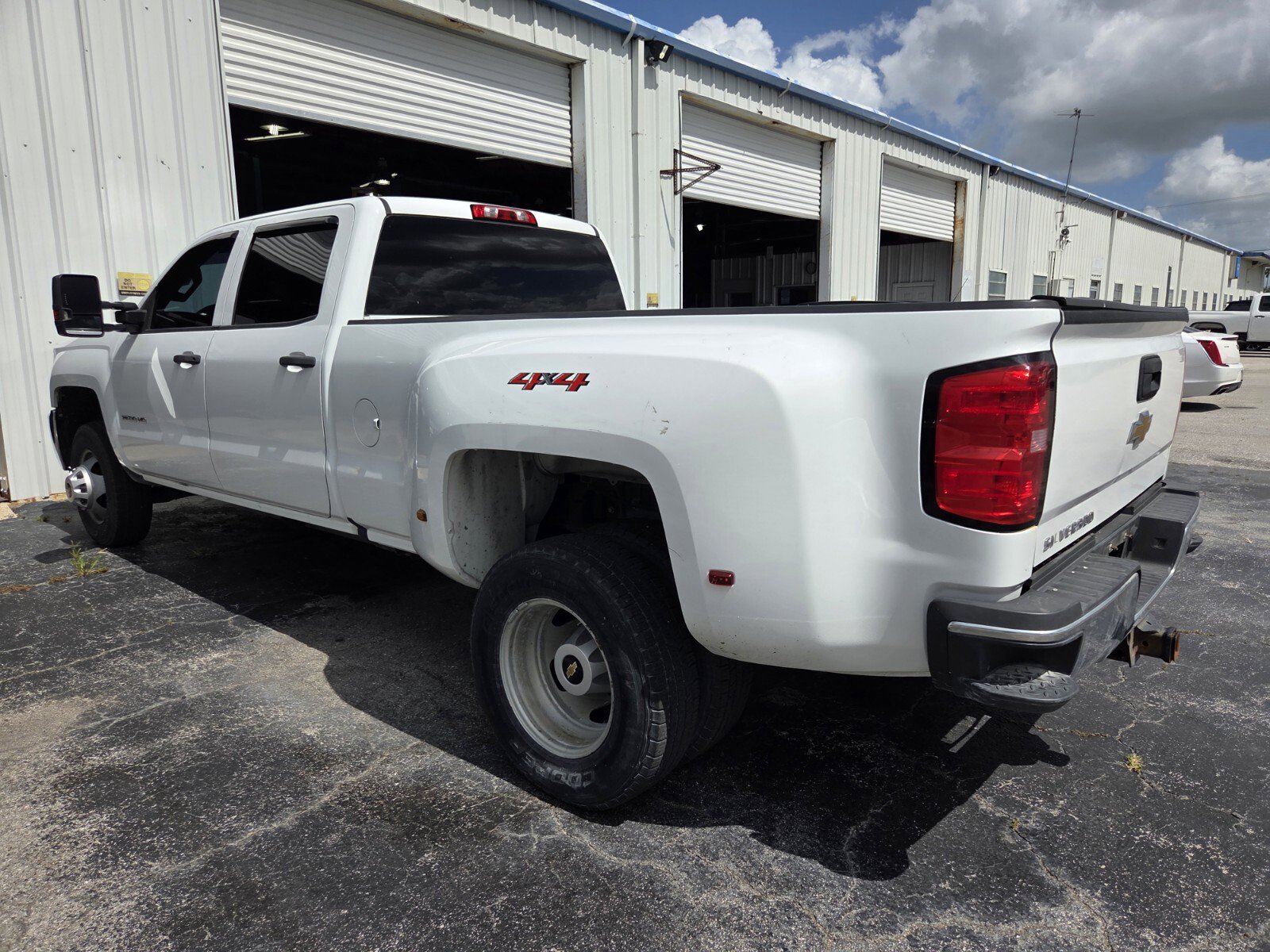 Used 2019 Chevrolet Silverado 3500 W/T w/ WT Convenience Package AWD/4WD image 4