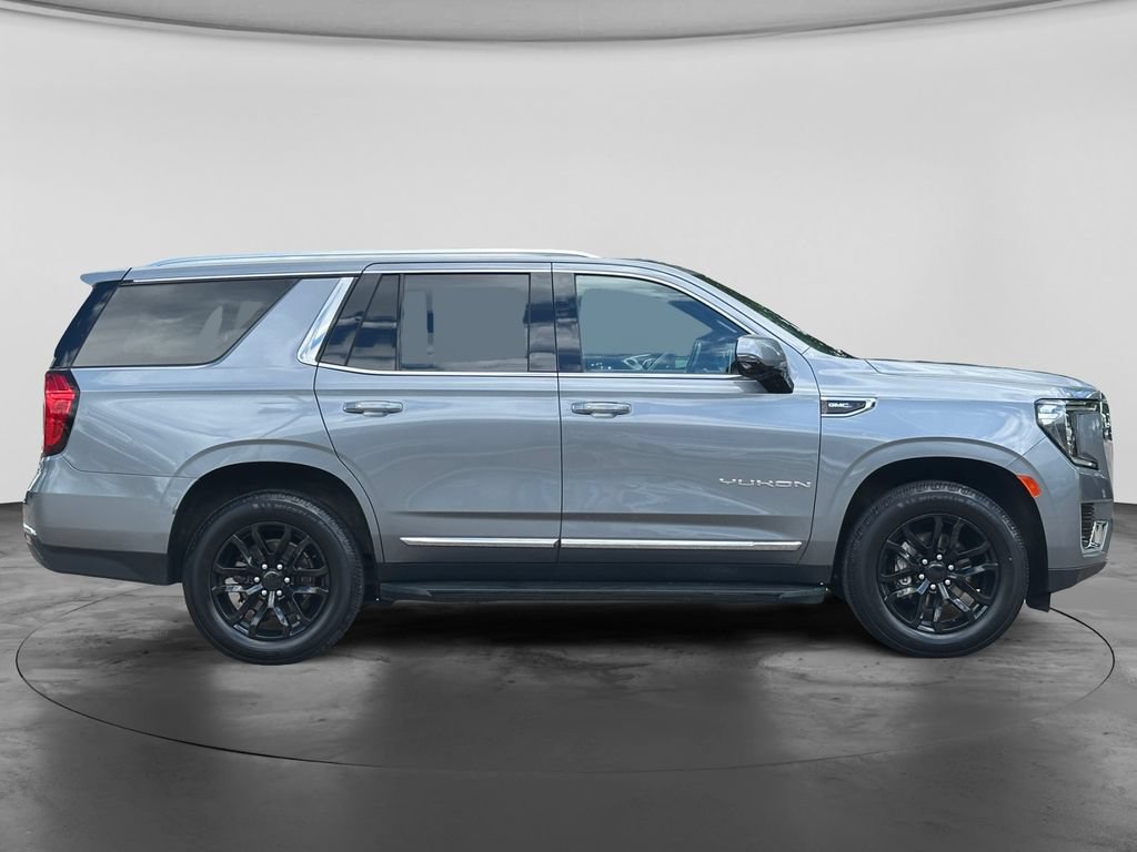 Used 2022 GMC Yukon SLT w/ SLT Premium Package AWD/4WD image 7