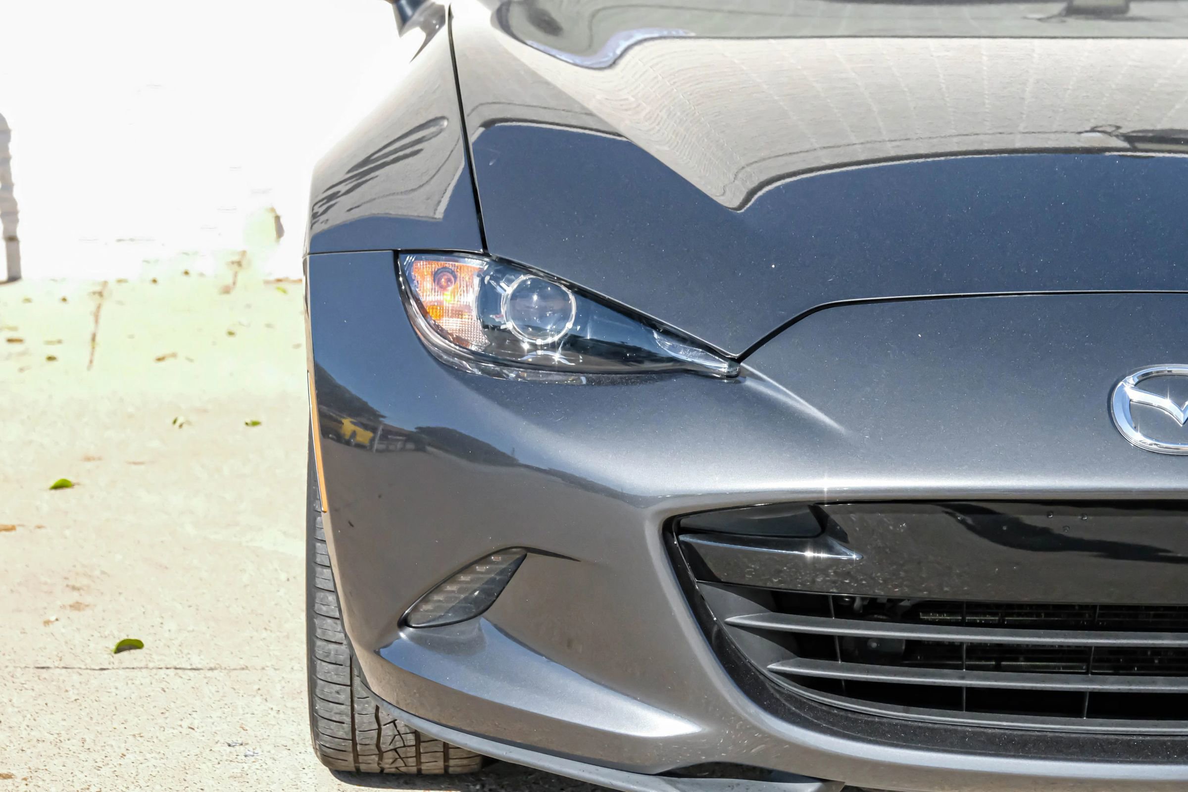 Used 2019 MAZDA MX-5 Miata RF Grand Touring image 38