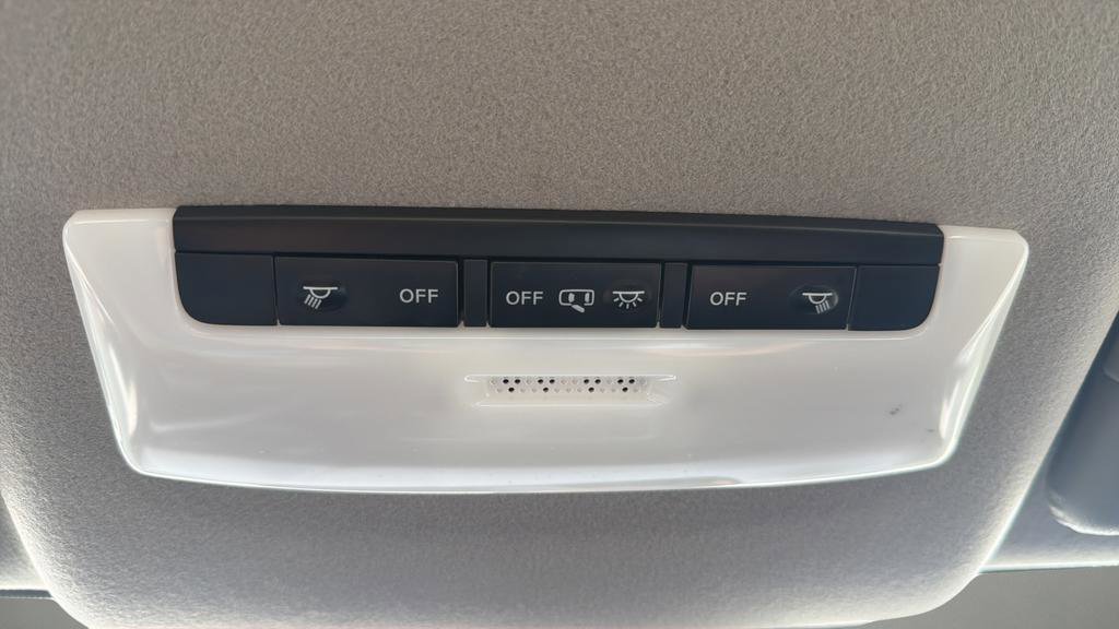 Certified 2025 Nissan Versa S w/ S Plus Package FWD image 25