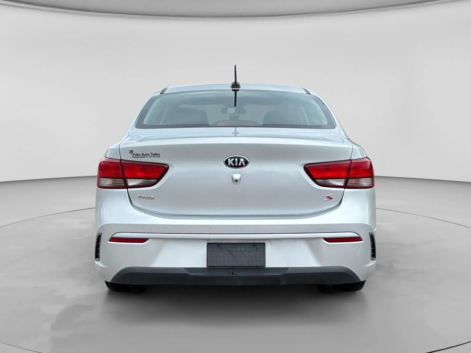 Used 2021 Kia Rio S FWD image 4