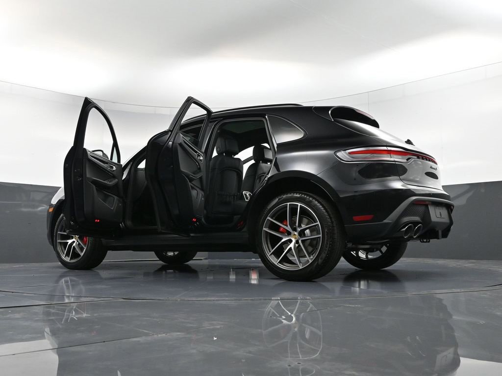 New 2026 Porsche Macan S image 38