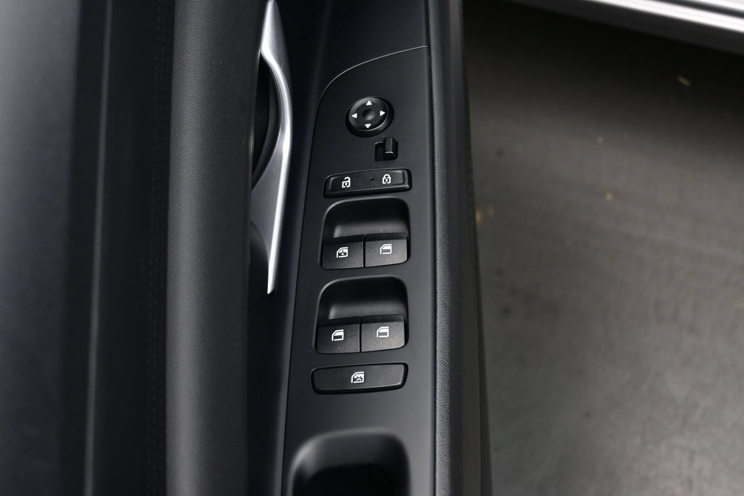Certified 2023 Hyundai Elantra SEL FWD image 10