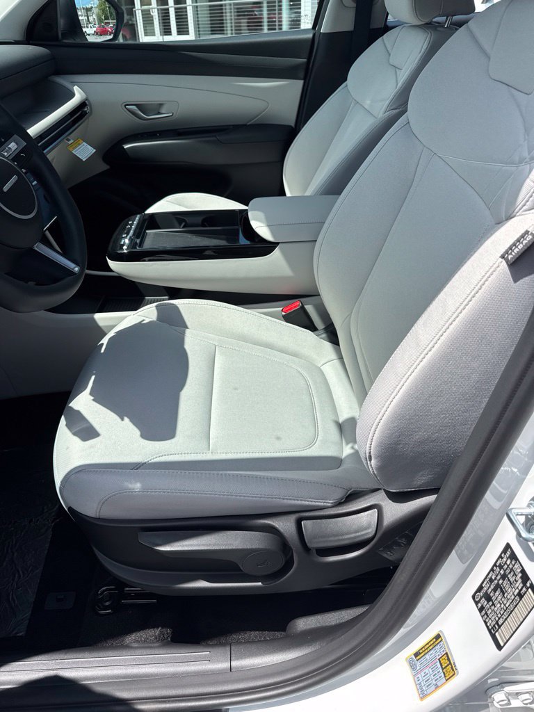 New 2026 Hyundai Tucson Blue SE FWD image 9