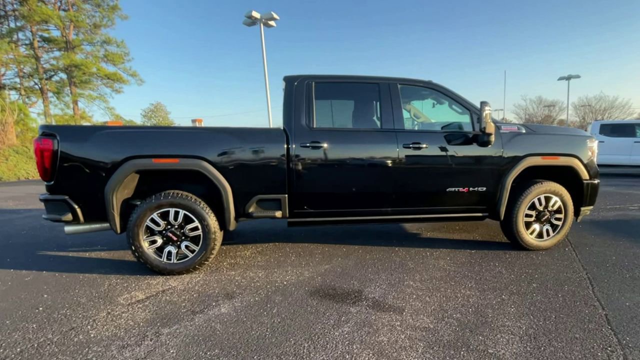 Used 2023 GMC Sierra 2500 AT4 w/ AT4 Premium Plus Package image 9