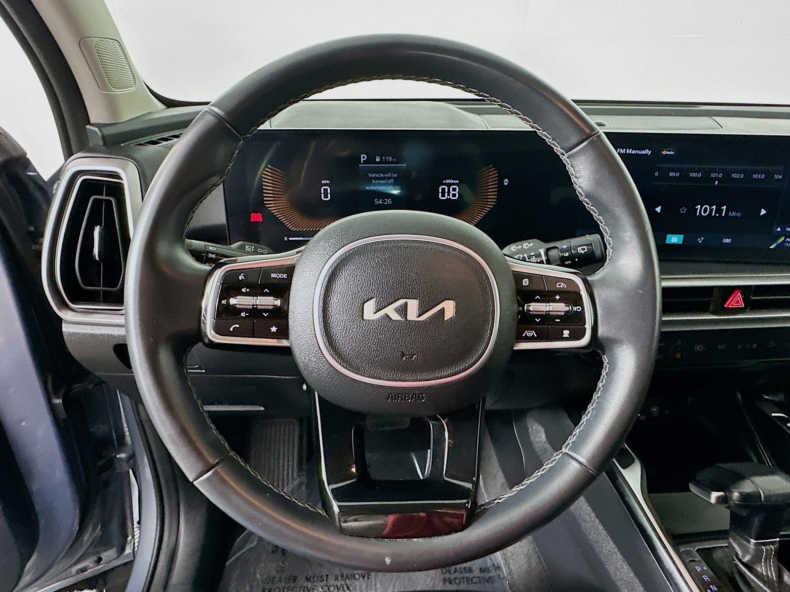 Used 2024 Kia Sorento S image 12