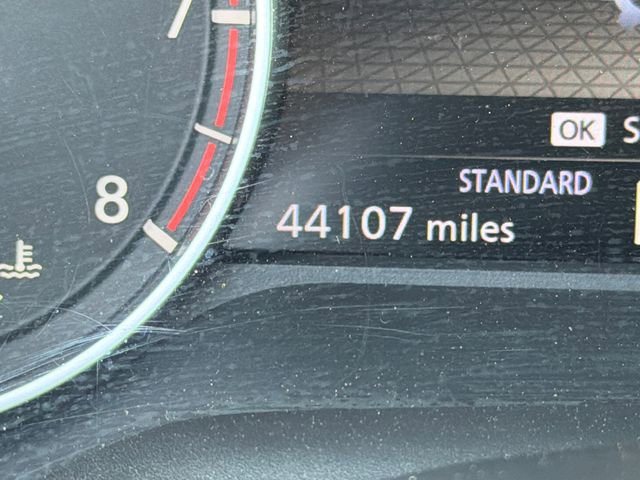 Used 2021 Nissan Rogue SV w/ Premium Package image 28