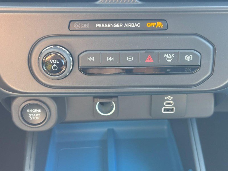 New 2026 Ford Maverick XLT w/ XLT Luxury Package FWD image 23