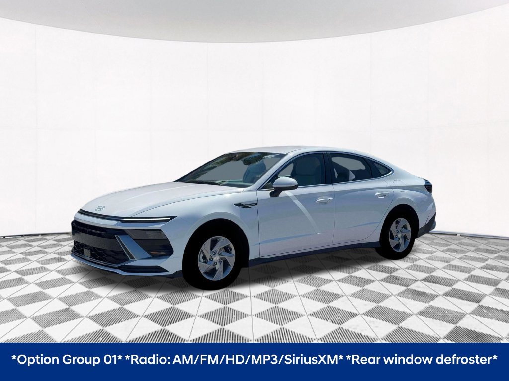 New 2026 Hyundai Sonata SE FWD image 2