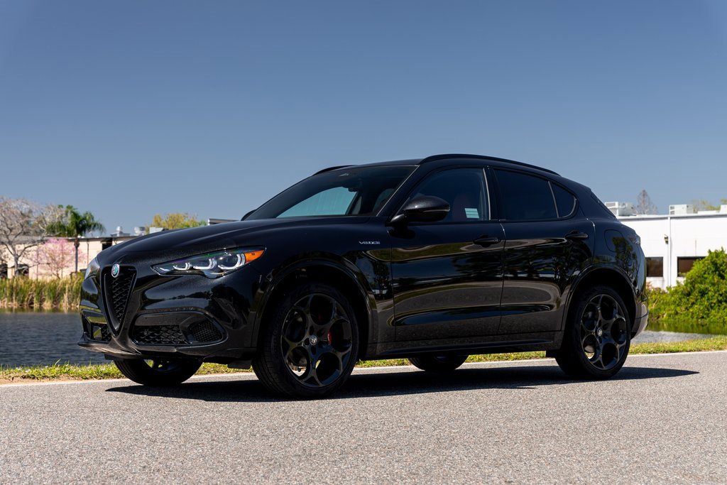 New 2025 Alfa Romeo Stelvio Sprint w/ Veloce Package image 11
