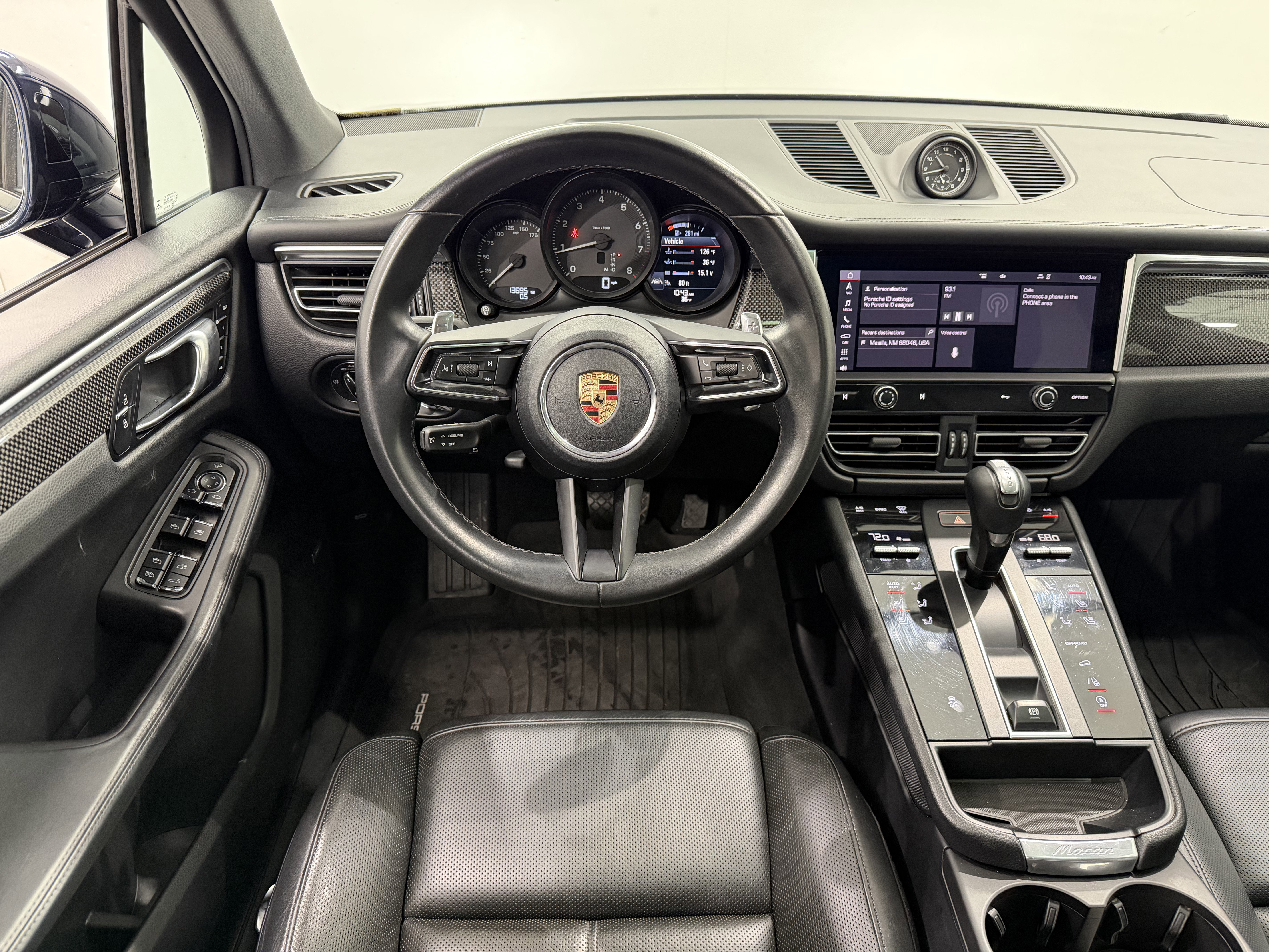 Certified 2022 Porsche Macan image 25