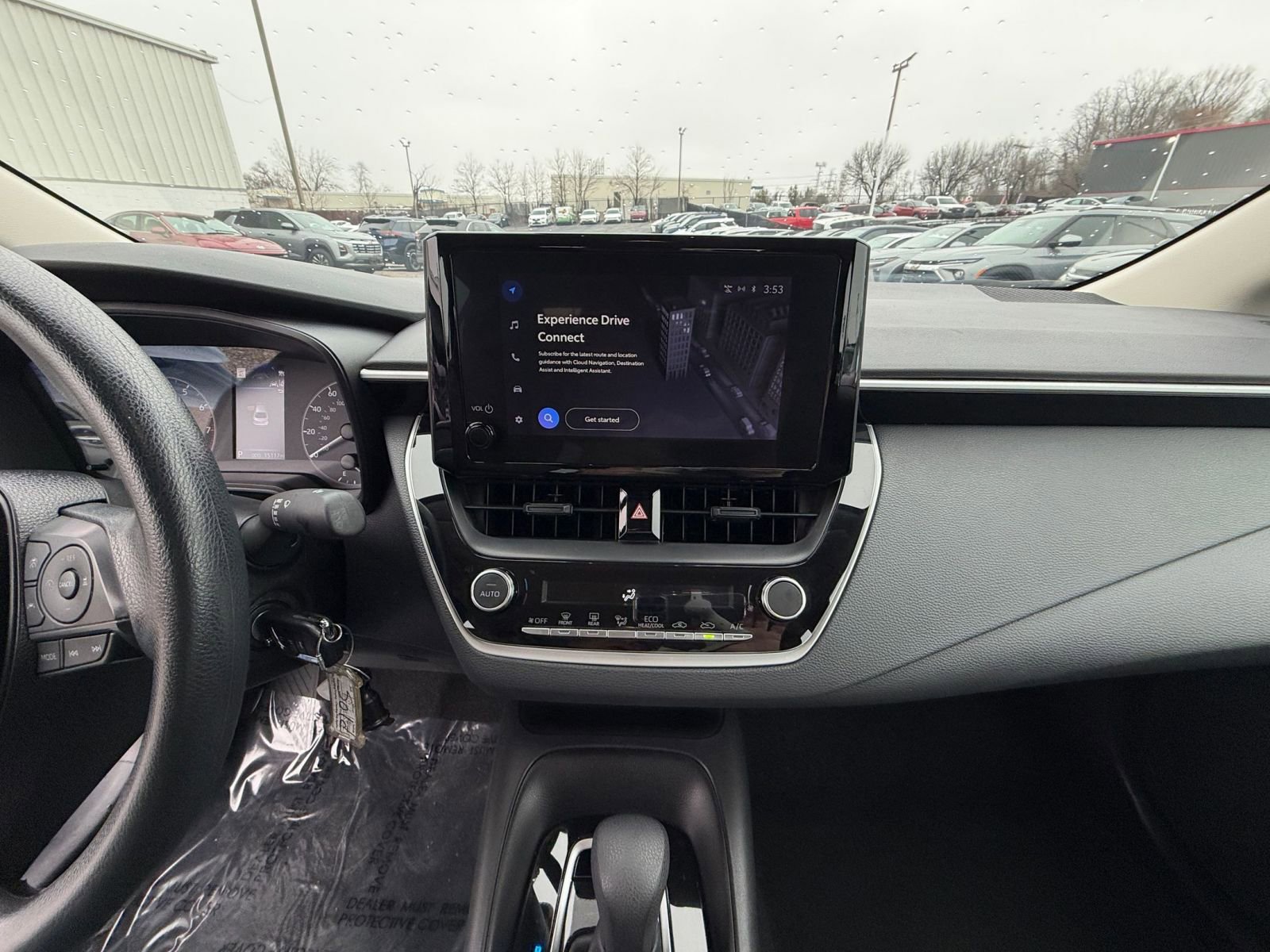 Used 2025 Toyota Corolla LE image 17