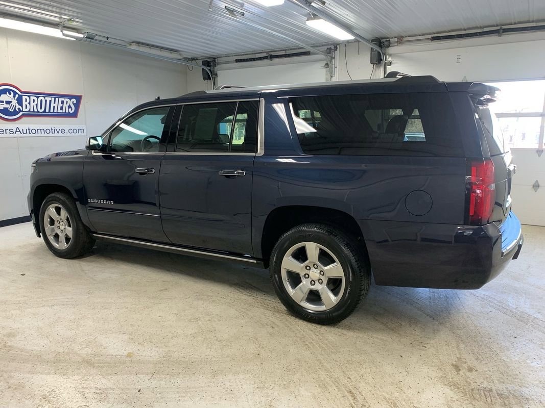 Used 2020 Chevrolet Suburban Premier w/ Max Trailering Package image 3