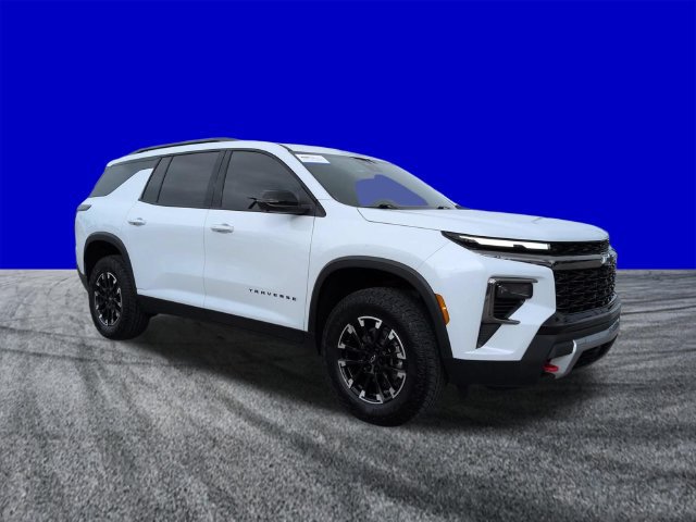 Used 2026 Chevrolet Traverse Z71 w/ Driver Confidence Package AWD/4WD image 2
