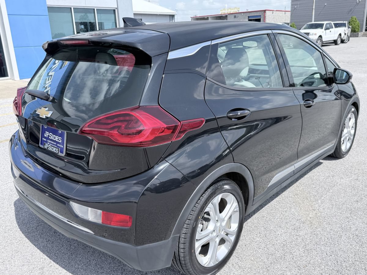 Used 2017 Chevrolet Bolt LT FWD image 5