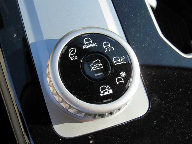 New 2025 Mitsubishi Outlander AWD image 23
