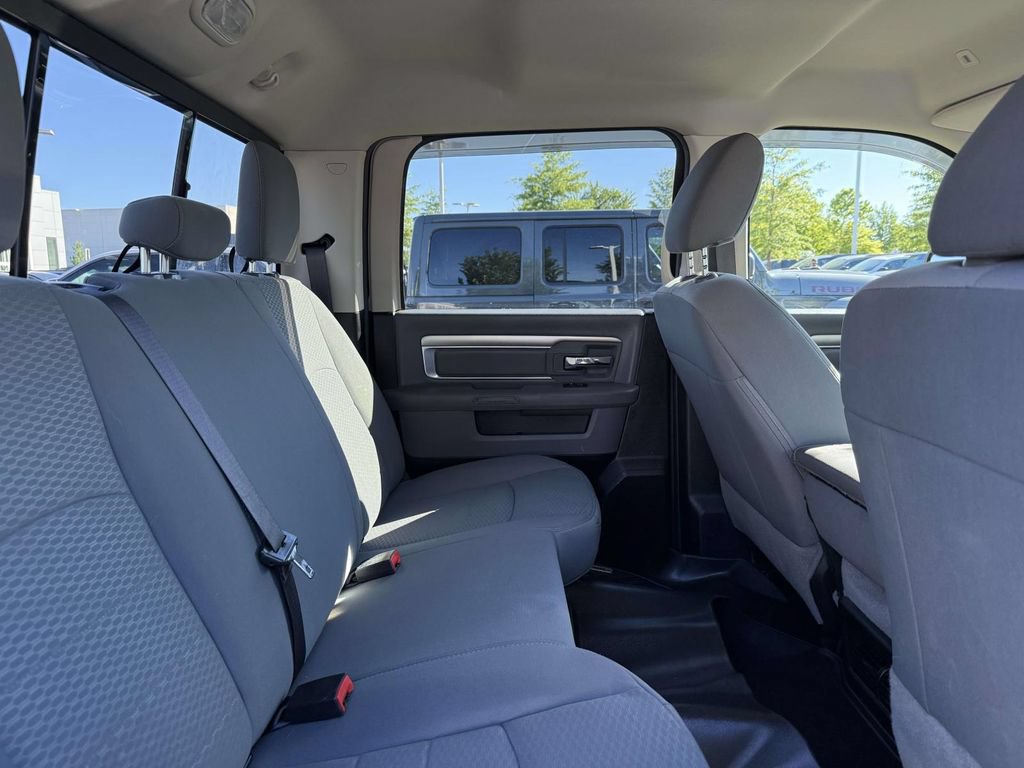 Used 2019 RAM 1500 Classic SLT AWD/4WD image 15