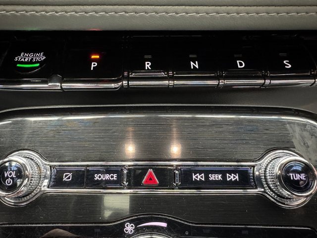 Used 2022 Lincoln Nautilus Reserve image 22