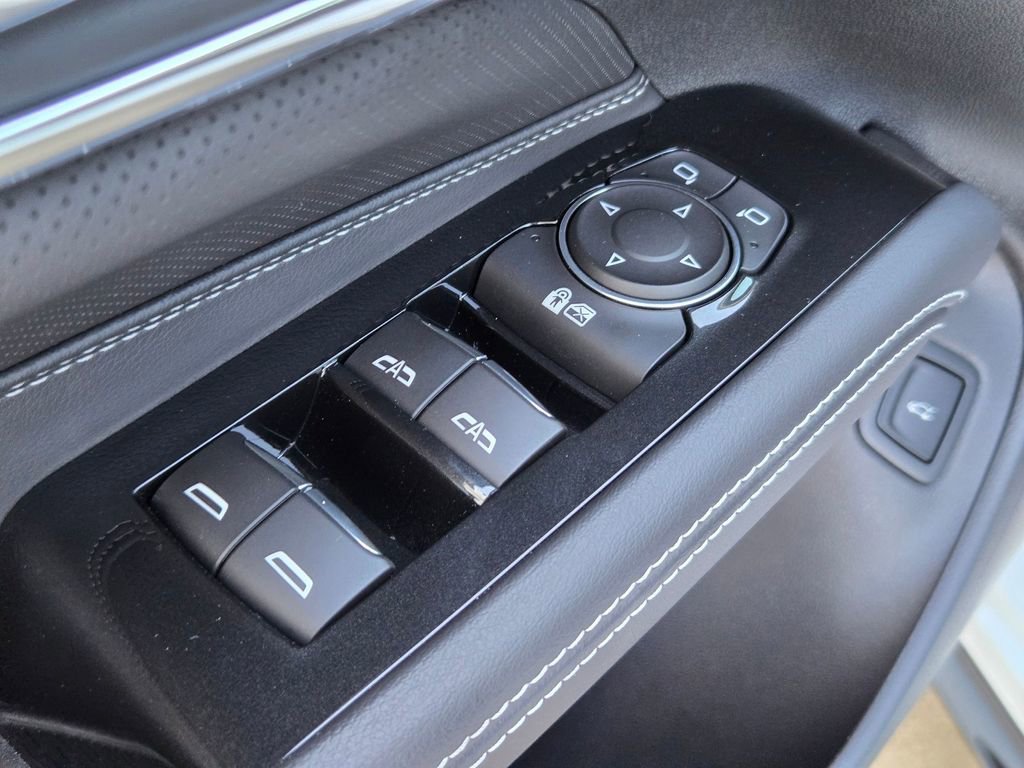 Certified 2024 Cadillac CT4 V Blackwing w/ Driver Assist Package image 25