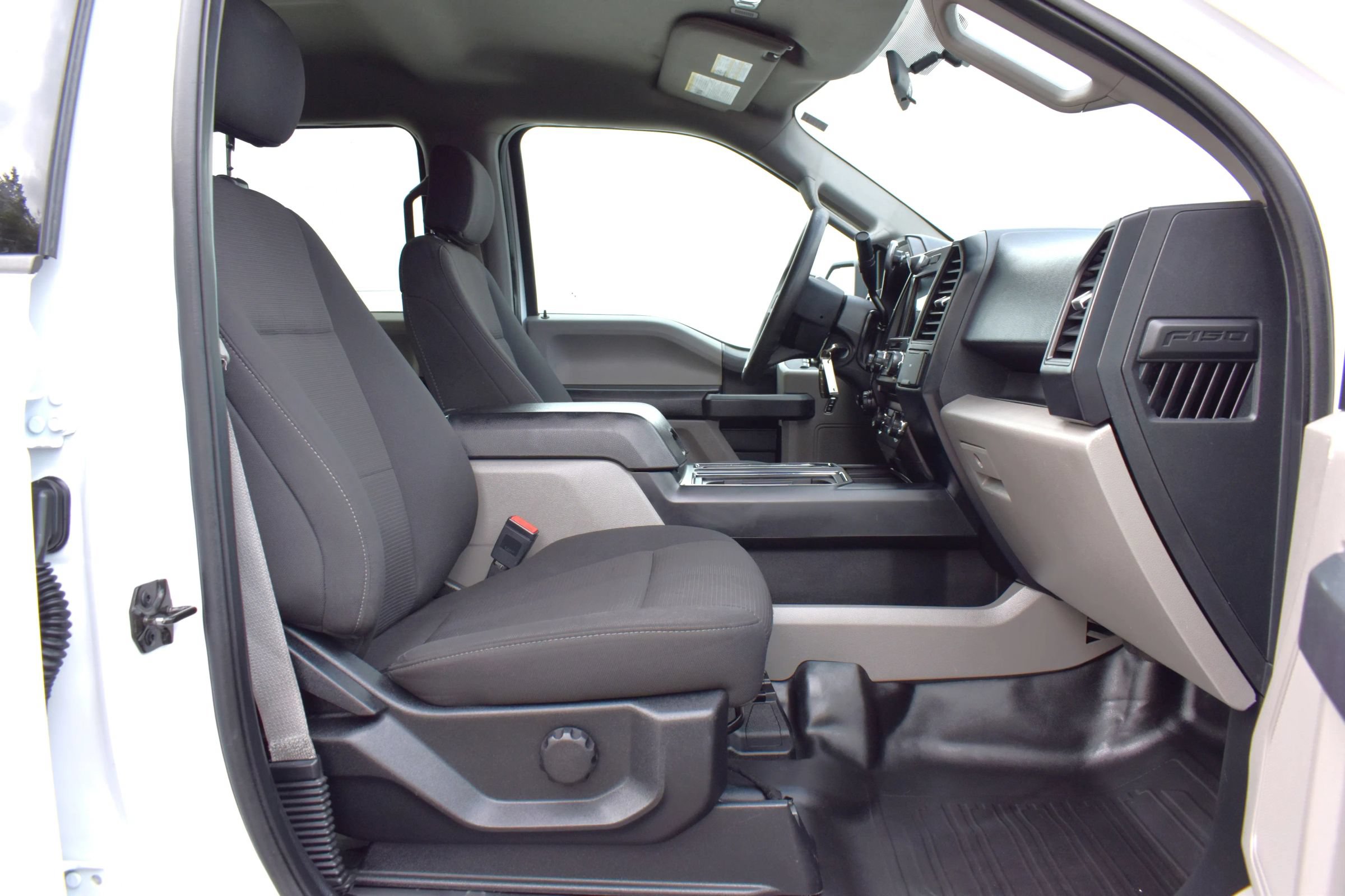 Used 2018 Ford F150 XL w/ Equipment Group 101A Mid AWD/4WD image 29