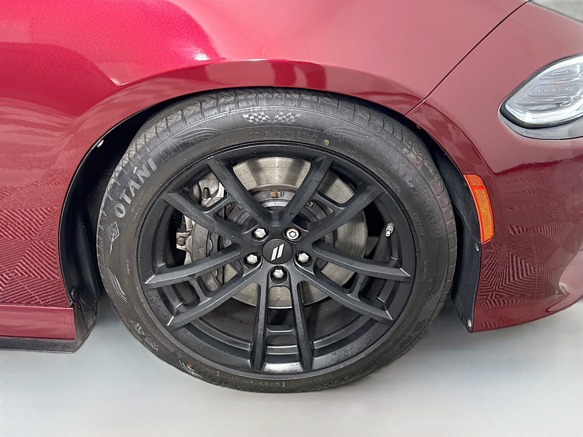 Used 2017 Dodge Charger R/T image 32