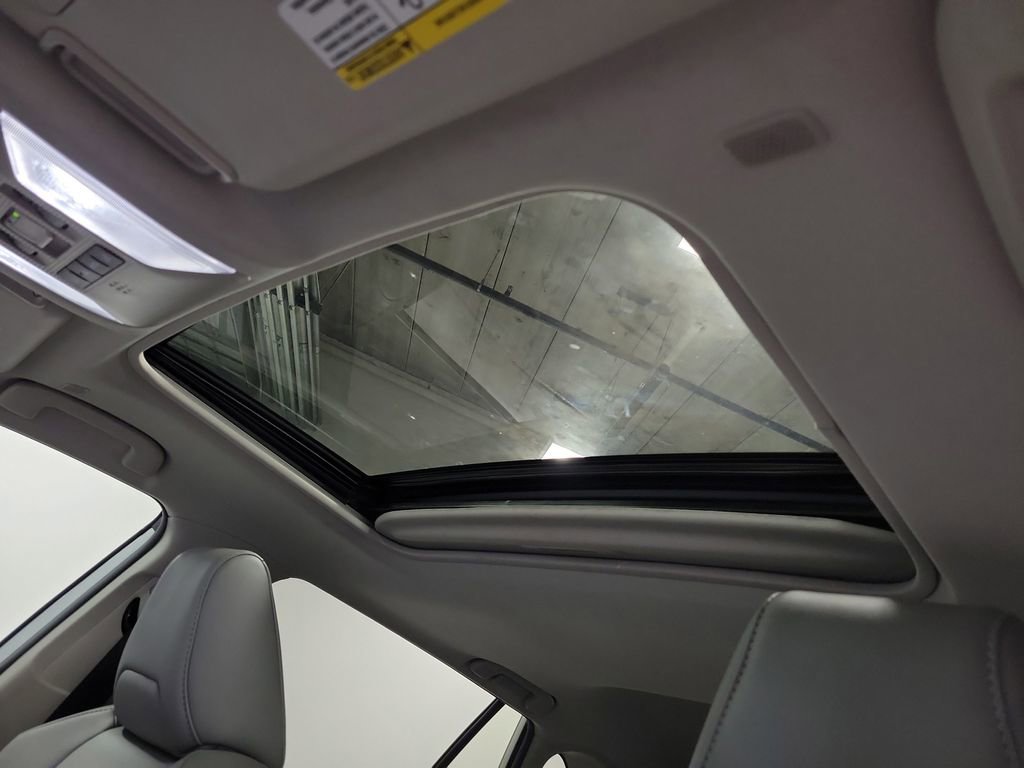 Used 2024 Toyota RAV4 XLE Premium image 14