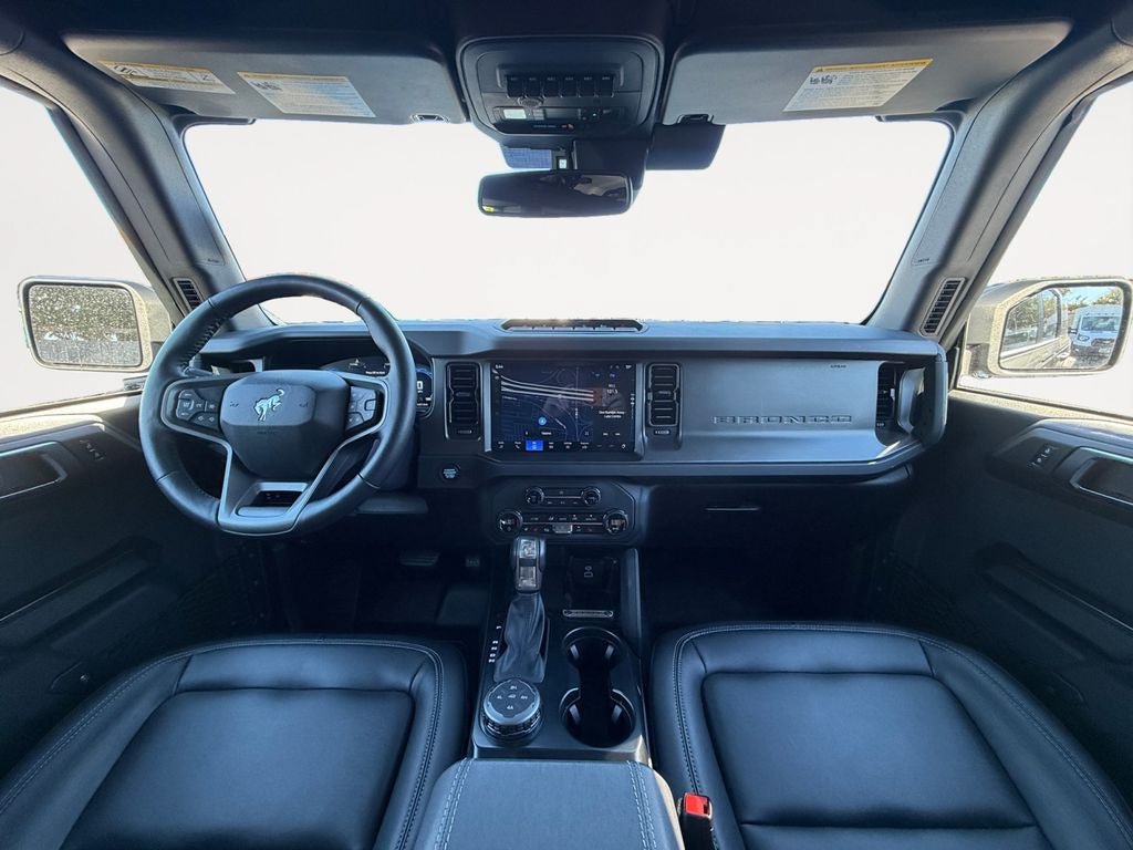 Used 2025 Ford Bronco Badlands AWD/4WD image 11