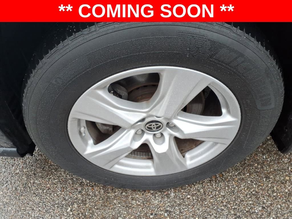 Used 2022 Toyota Highlander L image 10