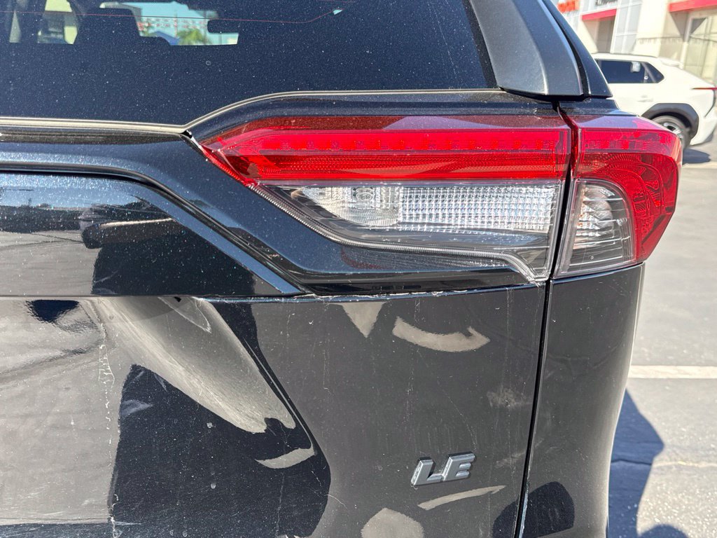 Certified 2025 Toyota RAV4 LE FWD image 17