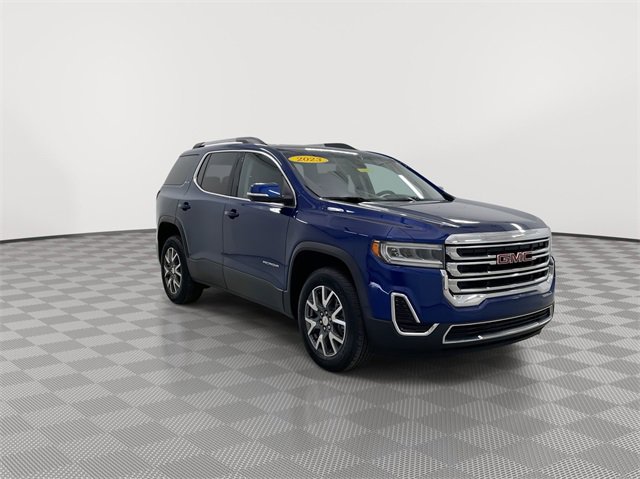 Used 2023 GMC Acadia SLE w/ Driver Convenience Package image 13