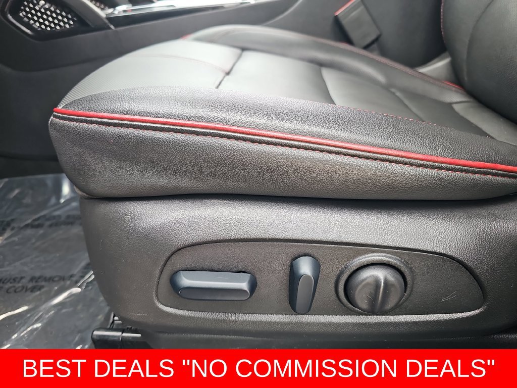 Used 2024 Chevrolet TrailBlazer RS w/ Convenience Package AWD/4WD image 29