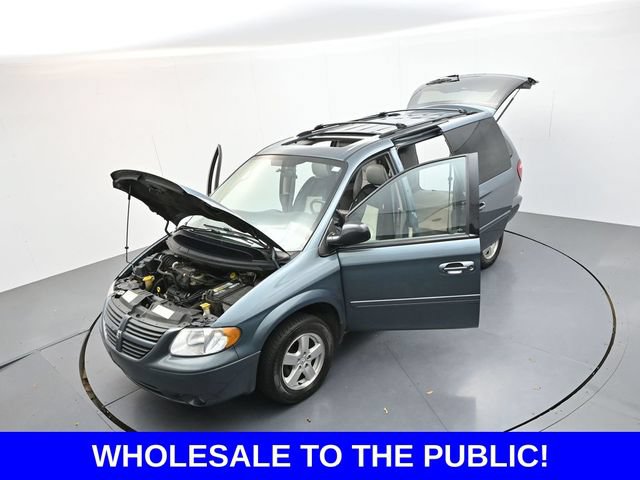 Used 2006 Dodge Grand Caravan SXT FWD image 47