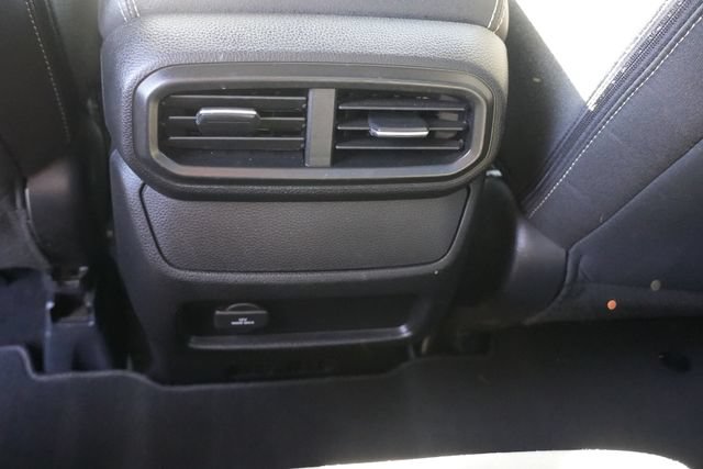 Used 2025 Honda Ridgeline Sport image 17