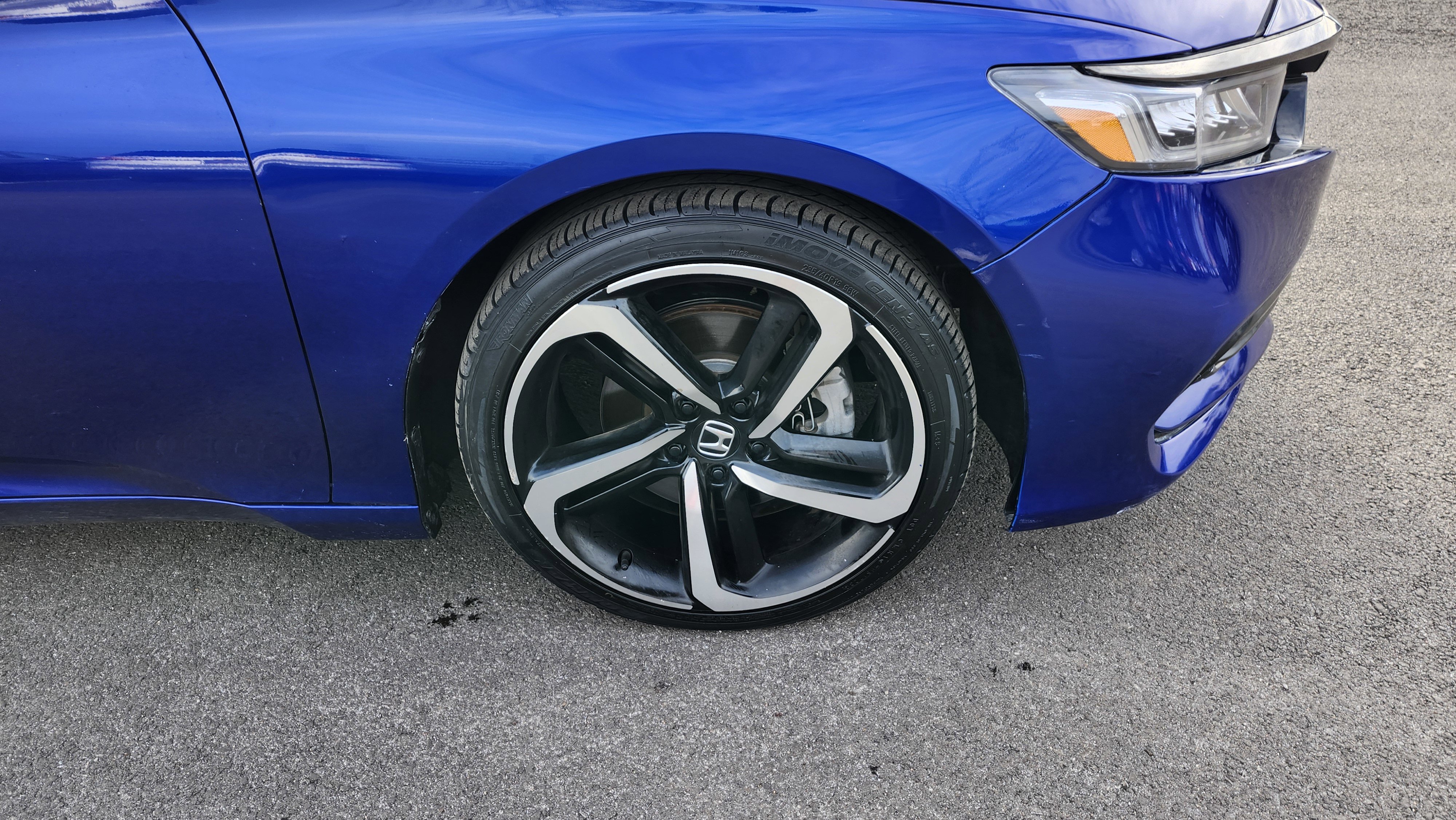 Used 2018 Honda Accord Sport image 10